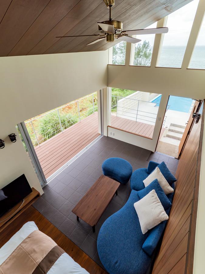 Hôtel Keiki Beachhouse & Cafe à Nakijin Extérieur photo